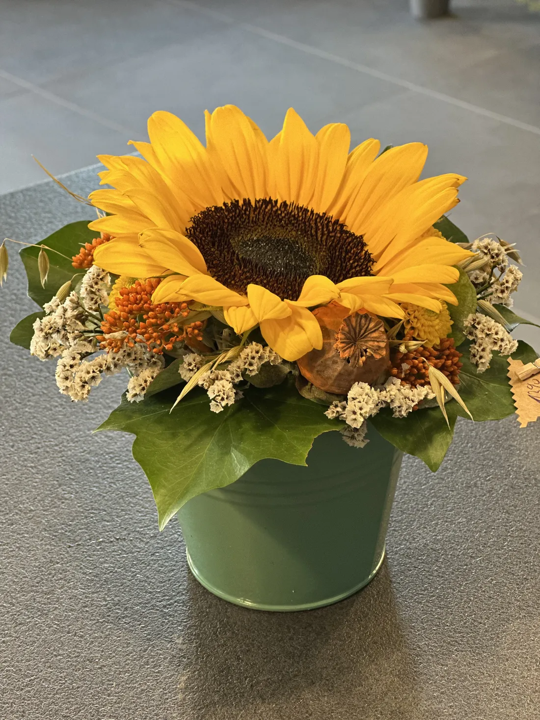Fröhlicher Sonnenblumenstrauß vom Blumenatelier Moers