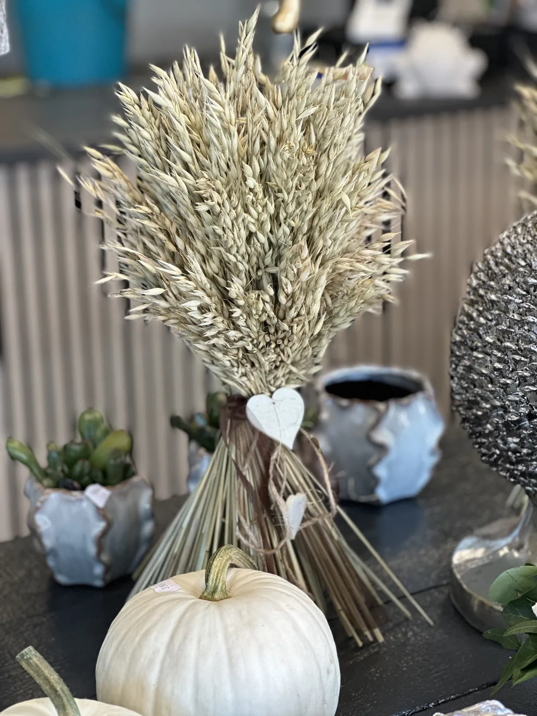 Moderner Trockenblumenstrauß vom Blumenatelier Moers